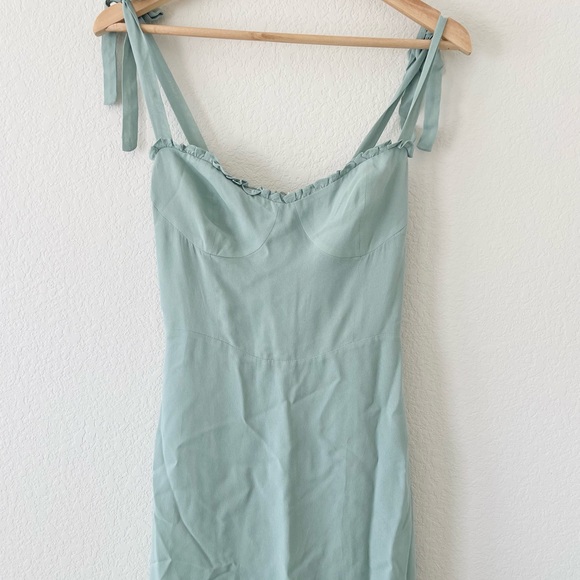 [NWT] Reformation Petites Nikita Dress - Picture 2 of 5